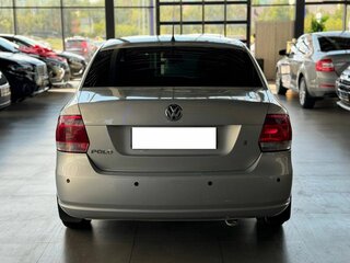 2011 Volkswagen Polo V, серебристый, 540000 рублей, вид 5