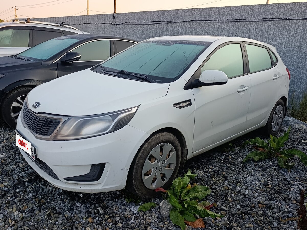 Открыть фотографии: Kia Rio III