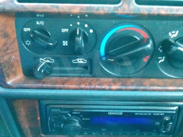 1999 Hyundai Santamo, белый, 260000 рублей - вид 10