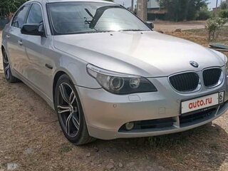 2003 BMW 5 серии 520i V (E60/E61), серебристый, 950000 рублей, вид 3