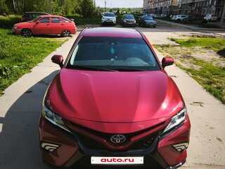 2017 Toyota Camry US Market VIII (XV70), красный, 2430000 рублей, вид 2
