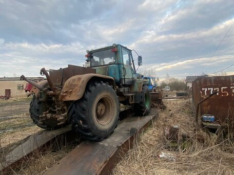 1980 ХТЗ Т-150К, синий, 900000 рублей, вид 1