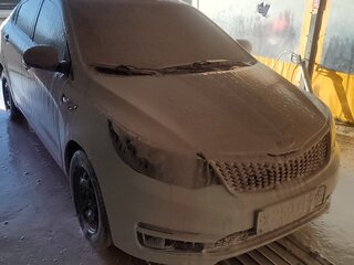 2016 Kia Rio III Рестайлинг, белый, 538000 рублей, вид 3