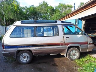 1991 Toyota Town Ace II Рестайлинг 2, коричневый, 329000 рублей, вид 2