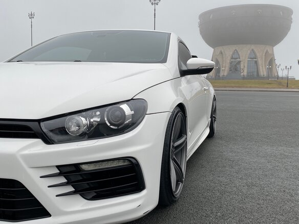 2011 Volkswagen Scirocco III, белый - вид 4