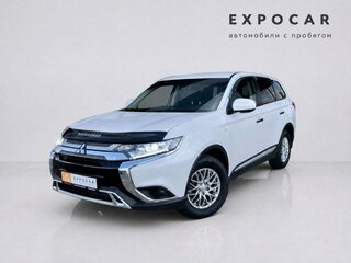 2021 Mitsubishi Outlander III Рестайлинг 3, белый, 2020000 рублей, вид 1