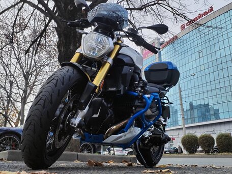 2017 BMW R 1200 R, белый, 950000 рублей, вид 1