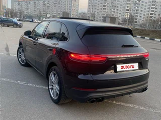2019 Porsche Cayenne III, чёрный, 6050000 рублей, вид 4