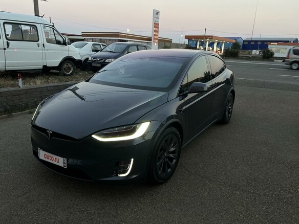 2019 Tesla Model X P100D I, серый, 5000000 рублей