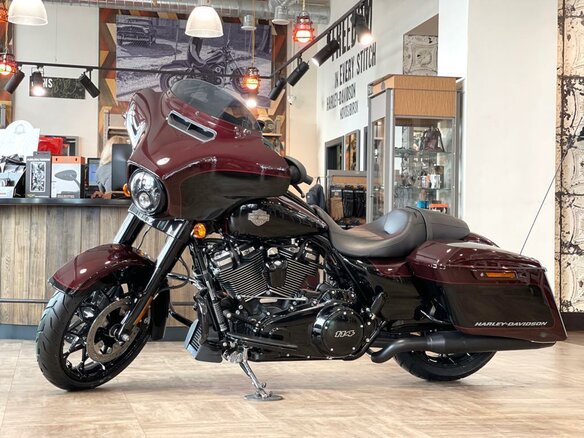 2022 Harley-Davidson Street Glide, пурпурный, 3600000 рублей - вид 22