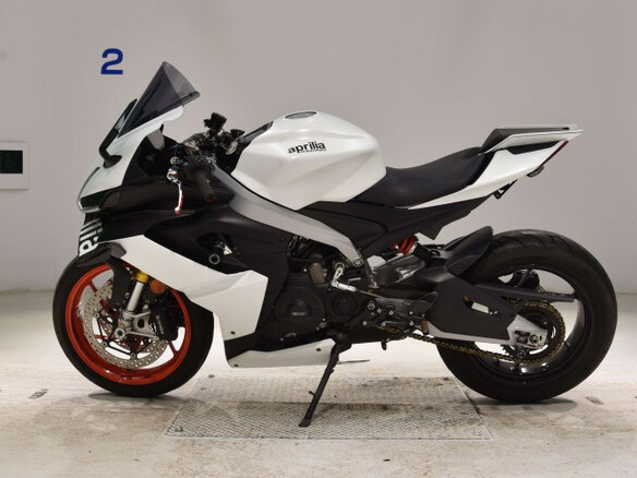 2021 Aprilia RS 660, белый, 1050000 рублей - вид 2