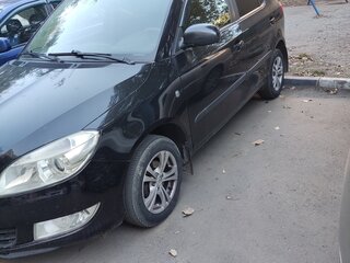2010 Skoda Fabia II Рестайлинг, чёрный, 650000 рублей, вид 4