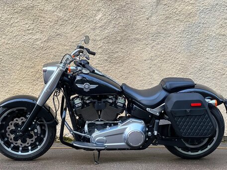 2019 Harley-Davidson Fat Boy, чёрный, 2000000 рублей, вид 4