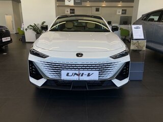 2023 Changan UNI-V I, белый, 2400000 рублей, вид 1