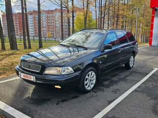 1998 Volvo V40 I, чёрный, 310000 рублей, вид 1