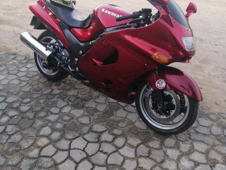 2000 Kawasaki ZZR 1100, красный, 254715 рублей, вид 3