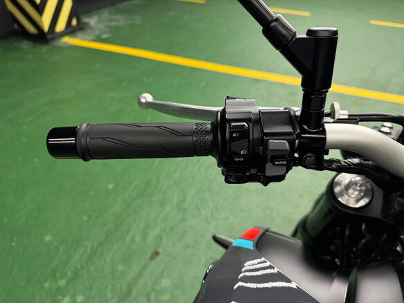 2021 Yamaha MT-09 (FZ-09), серый, 1150000 рублей - вид 12