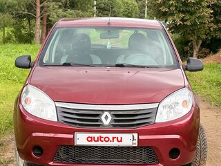 2014 Renault Sandero I, красный, 390000 рублей, вид 2