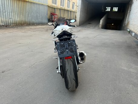 2010 Aprilia RSV4, белый, 799000 рублей, вид 4