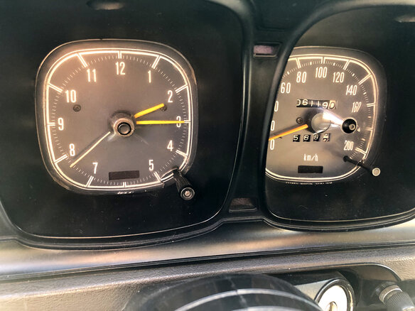 1977 Mazda 929 LA2, коричневый - вид 17