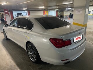 2012 BMW 7 серии Long 750Li xDrive V (F01/F02/F04), белый, 1850000 рублей, вид 4