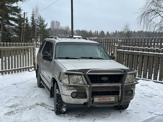 2004 Ford Explorer III, серебристый, 680000 рублей, вид 1