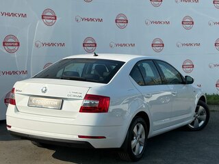 2019 Skoda Octavia III (A7) Рестайлинг, белый, 1499000 рублей, вид 5