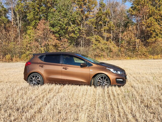 2016 Kia Ceed II Рестайлинг, коричневый, 1350000 рублей, вид 5