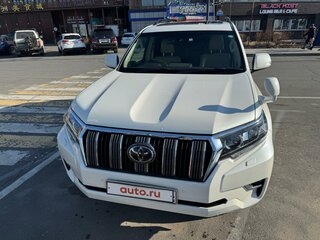 2018 Toyota Land Cruiser Prado 150 Series Рестайлинг 2, белый, 4650000 рублей, вид 1