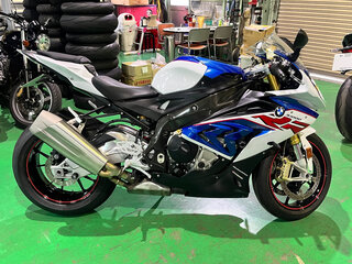 2017 BMW S 1000 RR, белый, 1550000 рублей, вид 1