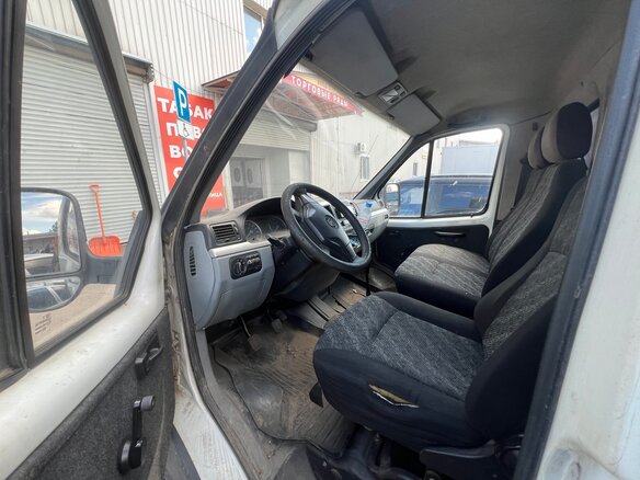 2010 ГАЗ ГАЗель (3302), белый, 450000 рублей - вид 3