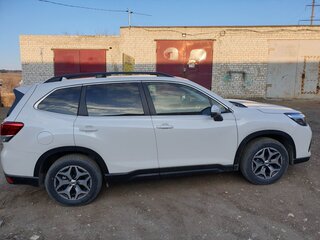 2018 Subaru Forester V, белый, 3000000 рублей, вид 3