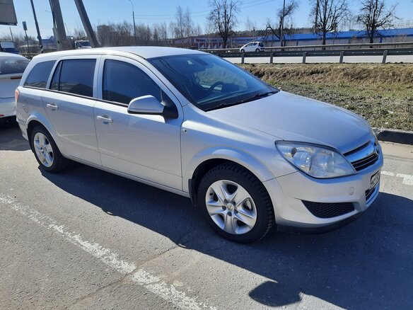 2011 Opel Astra H Рестайлинг, серебристый, 600000 рублей - вид 5