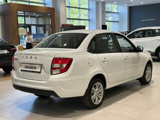 2026 Lada (ВАЗ) Granta I Рестайлинг, белый, 1183000 рублей, вид 3