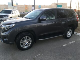 2014 Toyota Land Cruiser Prado 150 Series Рестайлинг 1, серый, 4200000 рублей, вид 4