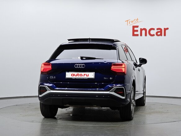 2023 Audi Q2 35 TDI I Рестайлинг, синий - вид 1