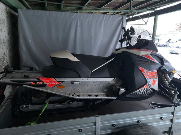 2011 BRP Lynx Rave, белый - вид 3