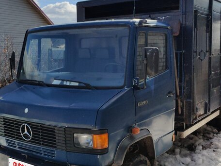 1991 Mercedes-Benz 609D, синий, 1000000 рублей, вид 1