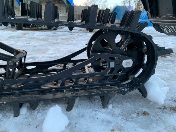 2012 Arctic Cat M-Series, чёрный, 650000 рублей - вид 5