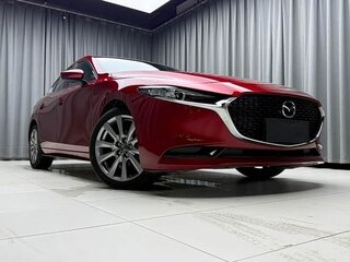 2022 Mazda 3 Axela IV (BP), красный, 1871055 рублей, вид 4