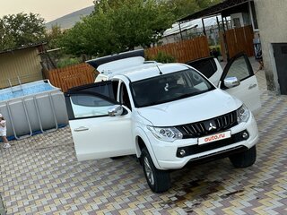 2015 Mitsubishi L200 V, белый, 2480000 рублей, вид 4