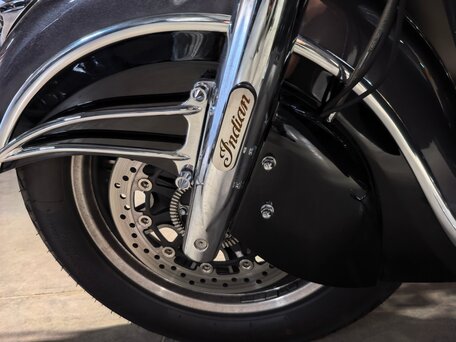 2016 Indian Roadmaster, серебристый, 1450000 рублей, вид 5