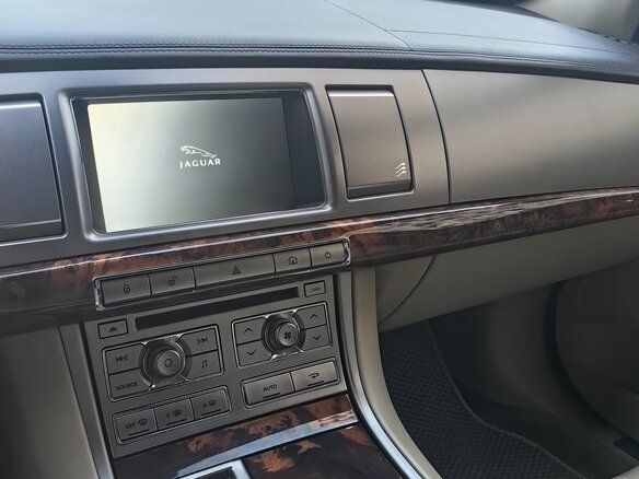 2008 Jaguar XF I, красный, 1185000 рублей - вид 17