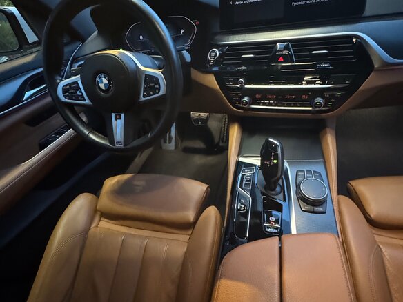 2020 BMW 6 серии Gran Turismo 620d xDrive IV (G32) Рестайлинг, белый, 5870000 рублей - вид 9