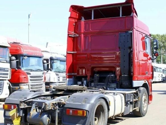 2012 DAF XF 105, красный, 3250000 рублей - вид 4