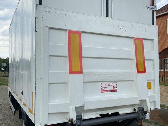 2012 Hyundai HD65, белый, 2100000 рублей - вид 8
