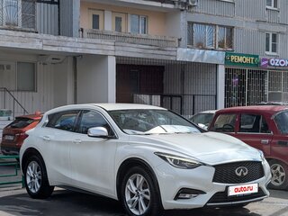 2017 Infiniti Q30, белый, 1850000 рублей, вид 2