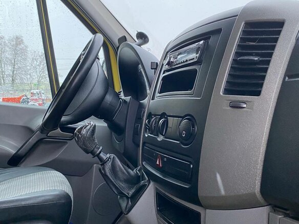 2008 Mercedes-Benz Sprinter, жёлтый, 1358477 рублей - вид 24