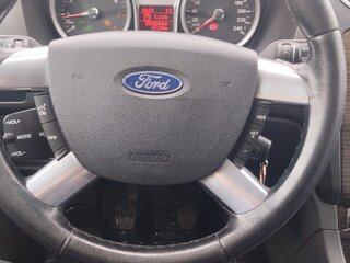 2008 Ford Focus II Рестайлинг, чёрный, 800000 рублей, вид 3