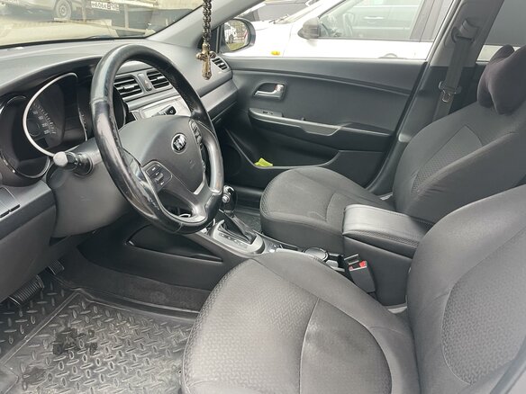 2015 Kia Rio III Рестайлинг, белый, 1170000 рублей - вид 10